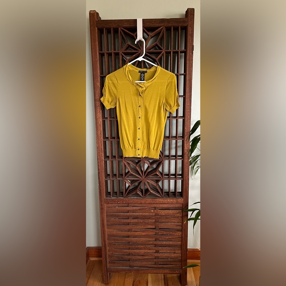 LAST CHANCE NY & Co mustard yellow Button-Up Cardigan, short sleeve, size XS